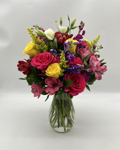 <p>These dazzling flowers are simply beautiful and will remind someone that you're thinking of them.</p>